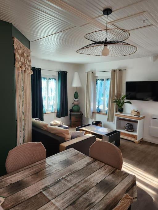 La Cabane De Megue Froidfond Eksteriør bilde